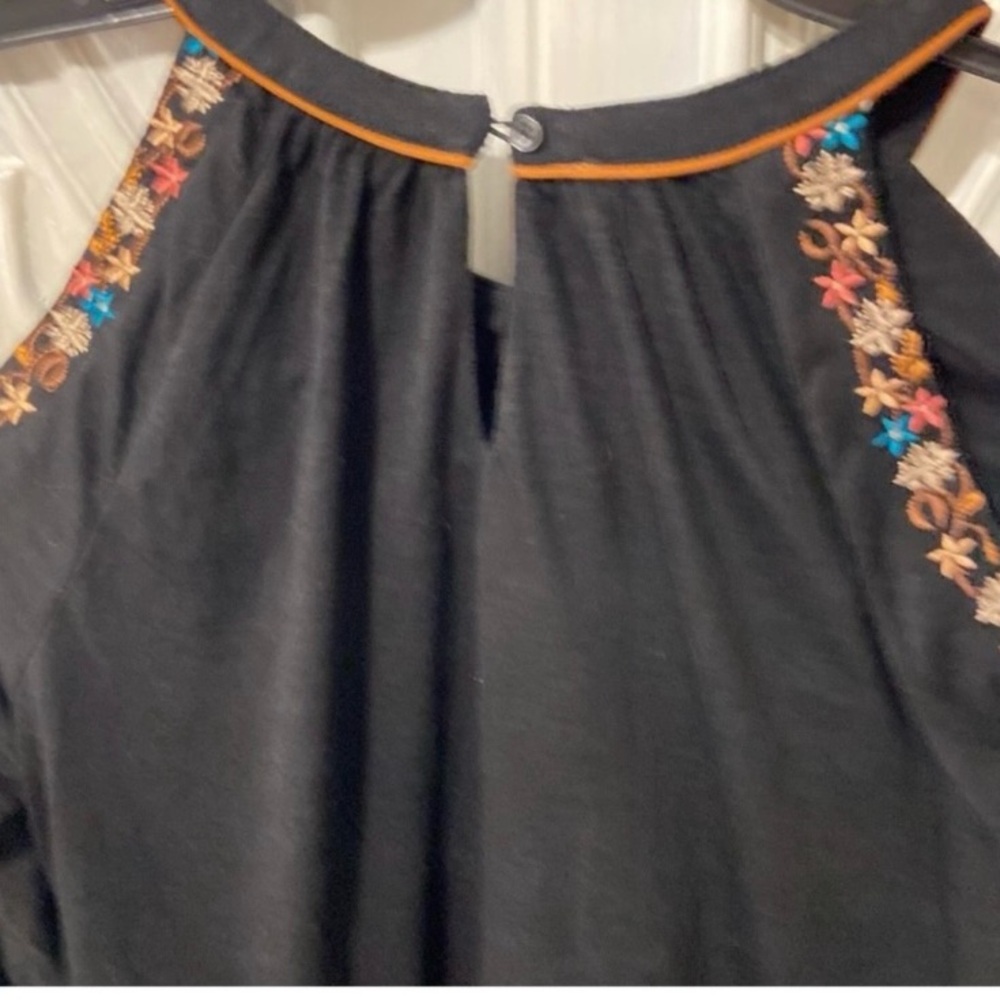 🛍️ Fall embroidered top - Picture 9 of 12